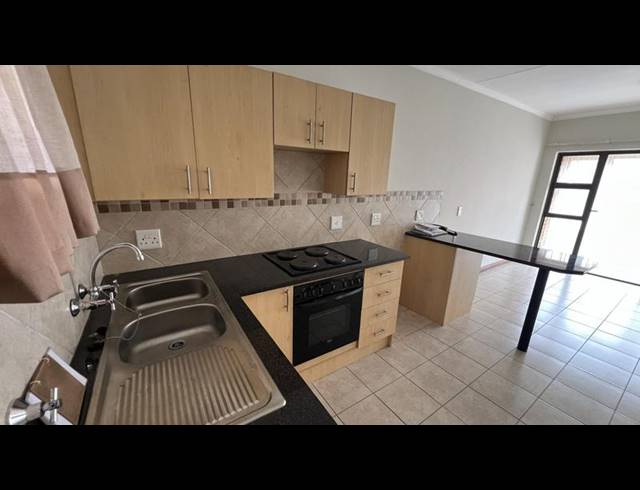 1 BEDROOM PROPERTY TO RENT IN BRENTWOOD PARK